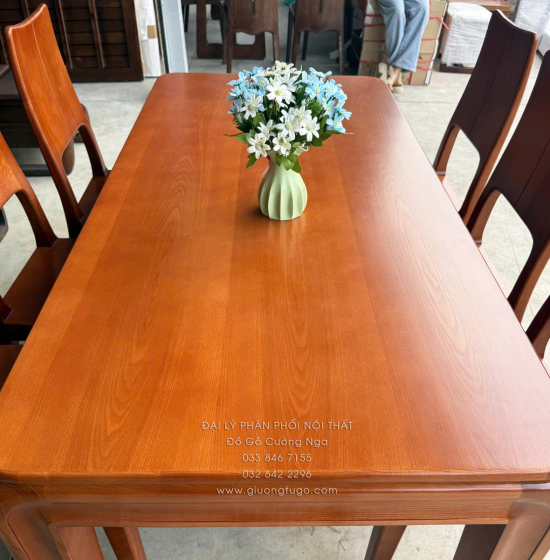 Bàn Ăn Gỗ Sồi Nga 6 Ghế Màu Cánh Gián Mẫu Chân Bo Hiện Đại