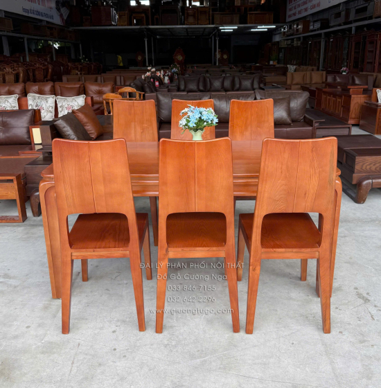 Bàn Ăn Gỗ Sồi Nga 6 Ghế Màu Cánh Gián Mẫu Chân Bo Hiện Đại