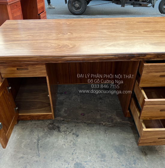 Bàn Làm Việc Gỗ Hương Xám 1m87 Dành Cho Giám Đốc Mẫu Hoa Dây