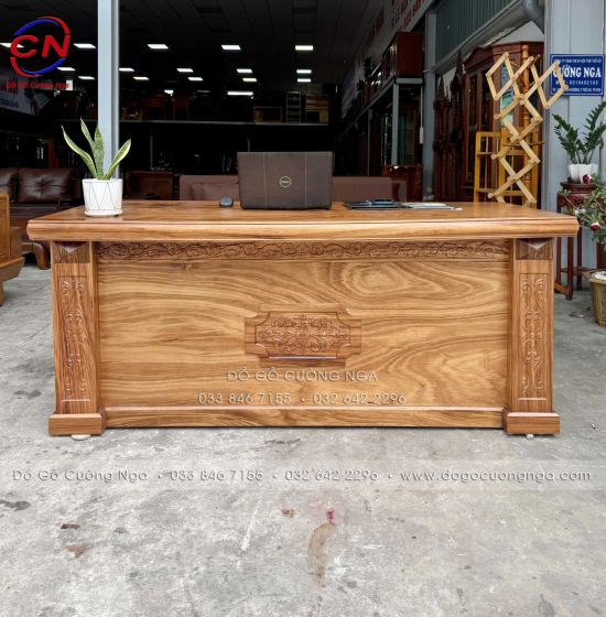 Bàn Làm Việc Gỗ Hương Xám 1m87 Dành Cho Giám Đốc Mẫu Hoa Dây