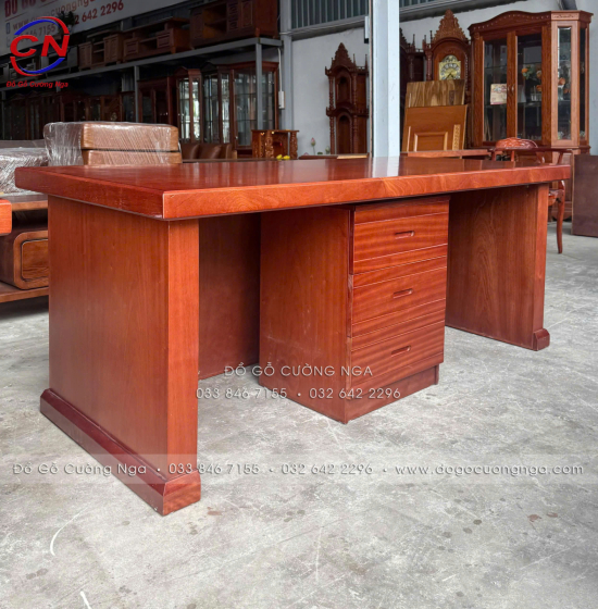 Bàn Làm Việc Giám Đốc Gỗ Xoan Đào 1m87 Chạm Chỉ Sang Trọng