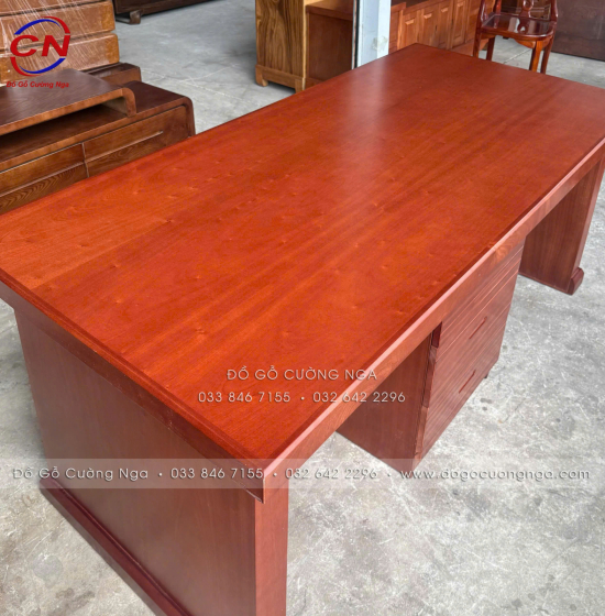 Bàn Làm Việc Giám Đốc Gỗ Xoan Đào 1m87 Chạm Chỉ Sang Trọng