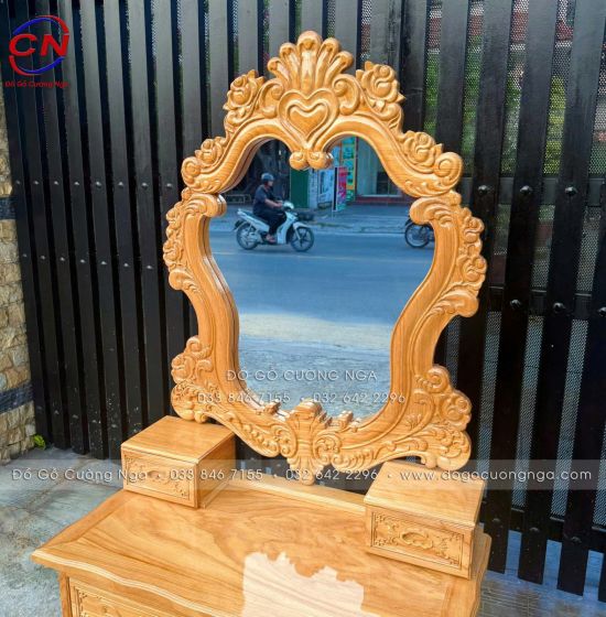 Bàn Trang Điểm Gỗ Gõ Đỏ 80cm – Sang Trọng Cho Phòng Ngủ Hiện Đại