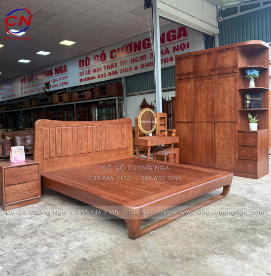 Giường Ngủ Gỗ Sồi Nga Lau Màu Óc Chó Kiểu Nhật Chân Qùy Loại 1 
