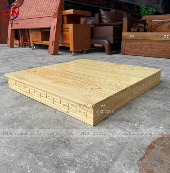 Kệ Kê Bàn Thờ Ông Địa Gỗ Thông – Gọn Gàng Phù Hợp Mọi Không Gian Thờ Thần Tài