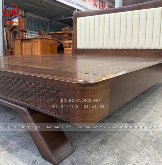 Giường Ngủ Gỗ Hương Xám Màu Óc Chó Kiểu Nhật Chân Thuyền Đầu Nệm 