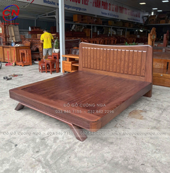 Giường Gỗ Hương Xám Kiểu Nhật Chân Thuyền Màu Óc Chó Sang Trọng 
