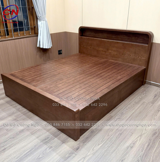 Giường Ngủ Gỗ Sồi Nga Lau Màu Óc Chó Kết Hợp Kệ Đầu Giường Vai Sát Đất 