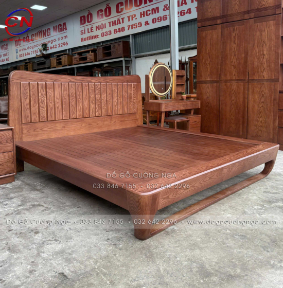 Giường Ngủ Gỗ Sồi Nga Lau Màu Óc Chó Kiểu Nhật Chân Qùy Loại 1 