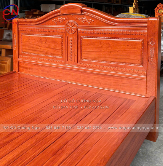 Giường Ngủ Gỗ Hương Đá Hiện Đại Kết Hợp Tân Cổ Điển – Sang Trọng