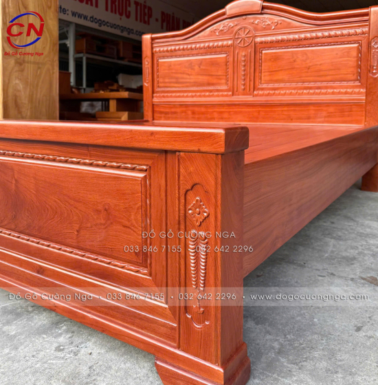 Giường Ngủ Gỗ Hương Đá Hiện Đại Kết Hợp Tân Cổ Điển – Sang Trọng