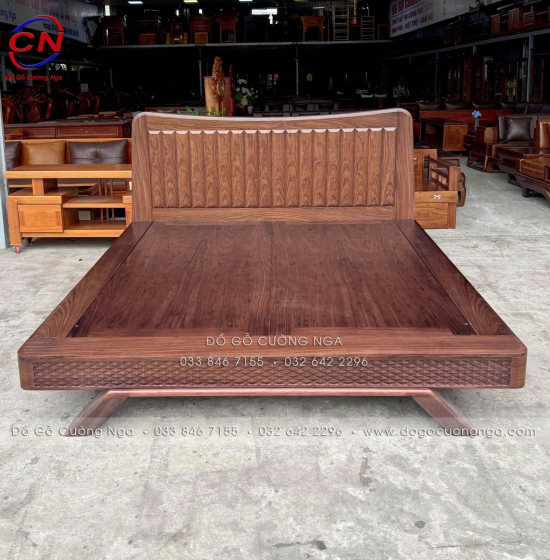 Giường Ngủ Gỗ Óc Chó Kiểu Nhật Chân Thuyền Sang Trọng 