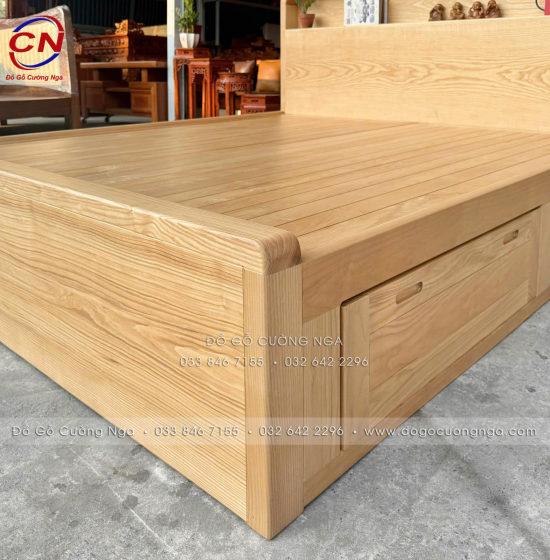 Giường Ngủ Gỗ Sồi Nga 2 Ngăn Kéo Màu Tự Nhiên Kèm Kệ Đầu Giường 