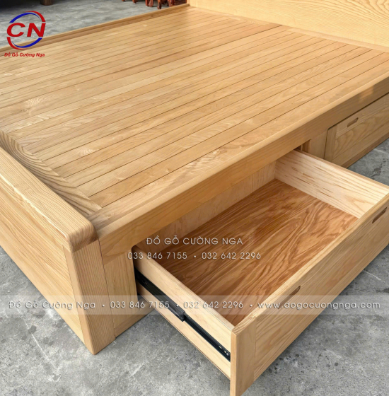 Giường Ngủ Gỗ Sồi Nga 2 Ngăn Kéo Màu Tự Nhiên Kèm Kệ Đầu Giường 