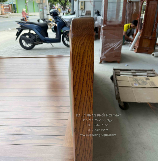 Giường Ngủ Kiểu Nhật Gỗ Sồi Nga Lau Màu Óc Chó Mẫu Chân Quỳ Bọc Nệm