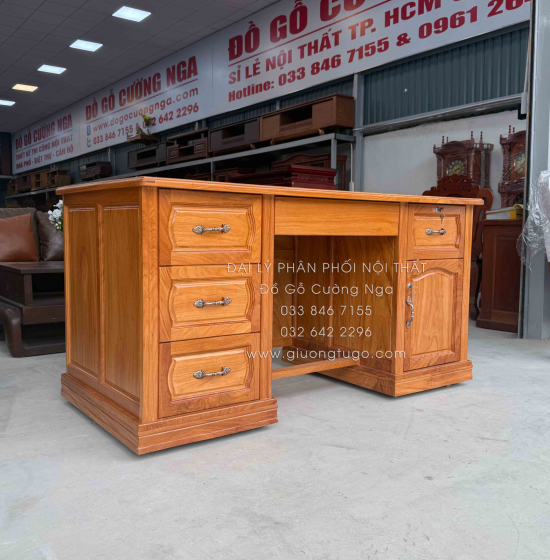 Bàn Làm Việc Giám Đốc Gỗ Gõ Đỏ 1m6 Chạm Mã Đáo Thành Công