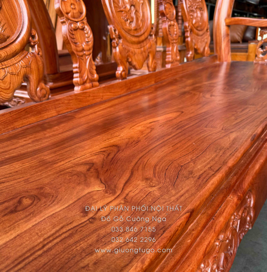 Bộ Bàn Ghế Salon Gỗ Hương Đá Mặt Liền Nguyên Tấm 10 Trạm Đào 6 Món 