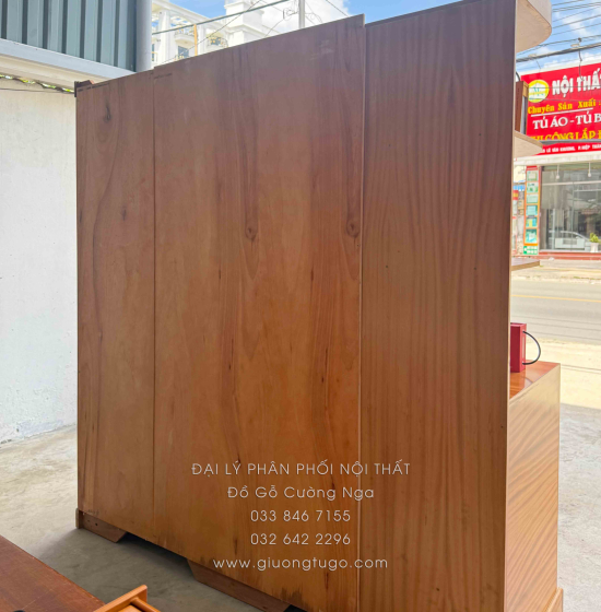 Tủ Áo Gỗ Gõ Đỏ 3 Cánh Kèm Góc Trang Trí Bo Cạnh