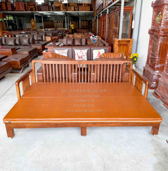 Ghế Nệm Kéo Thành Giường Gỗ Sồi Màu Óc Chó Tiện Lợi
