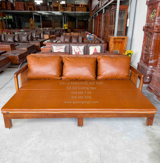 Ghế Nệm Kéo Thành Giường Gỗ Sồi Màu Óc Chó Kèm Bàn Trà Hiện Đại