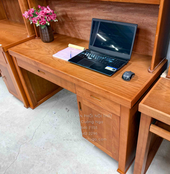 Bàn Học Sinh Gỗ Xoan Đào 1m2 Kèm Kệ Sách Cho Bé