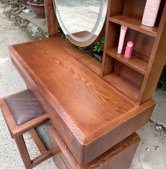 Bàn Trang Điểm Gỗ Sồi Nga Màu Óc Chó Gương LED Cảm Ứng