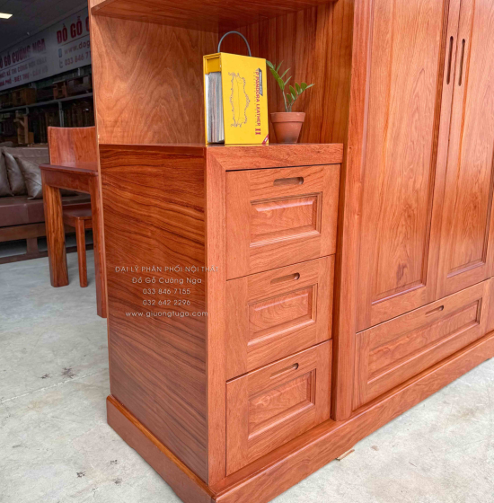 Tủ Áo Gỗ Hương Đá 3 Cánh Kèm Góc Trang Trí Bo Cạnh