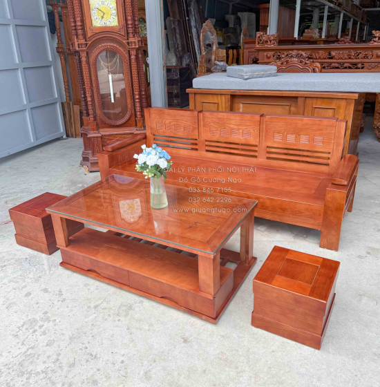 Ghế Sofa Gỗ Sồi Nga Văng Trứng Nhỏ Gọn Màu Xoan 