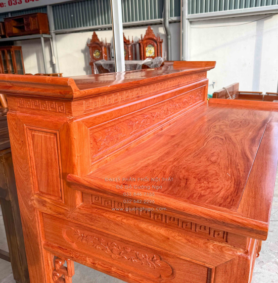 Bàn Thờ Gia Tiên Gỗ Hương Đá 2 Tầng Chạm Sen Cao Cấp