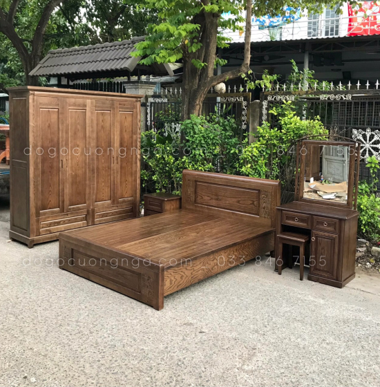 Giường gỗ Sồi Nga lau màu óc chó hiện đại - vạt phản 