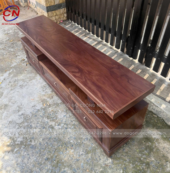 Kệ Tivi Gỗ Hương Xám Màu Óc Chó Thiết Kế 3 Ngăn Kéo Sang Trọng