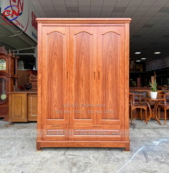 Tủ Quần Áo Gỗ Cẩm Vân 3 Cánh 3 Buồng Mẫu Vòm Trơn Hiện Đại