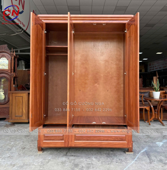 Tủ Quần Áo Gỗ Cẩm Vân 3 Cánh 3 Buồng Mẫu Vòm Trơn Hiện Đại