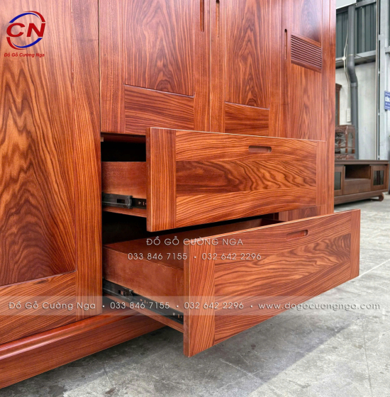 Tủ Quần Áo Gỗ Cẩm Vân 4 Cánh 3 Buồng Hiện Đại 