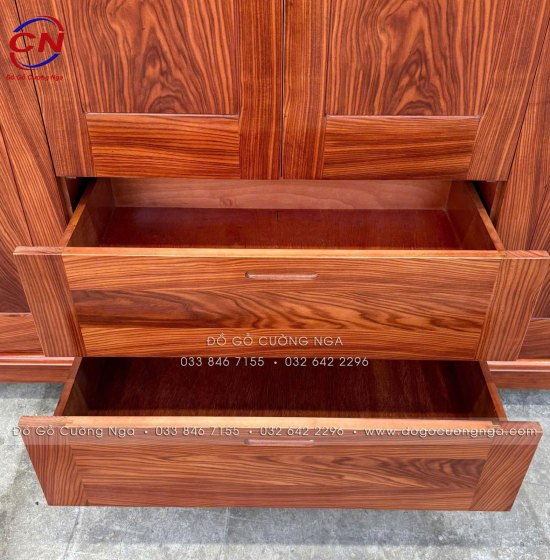 Tủ Quần Áo Gỗ Cẩm Vân 4 Cánh 3 Buồng Hiện Đại 