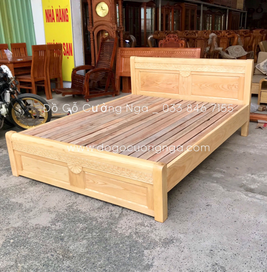 Giường gỗ sồi nga mẫu quạt - vạt lan giá rẻ 