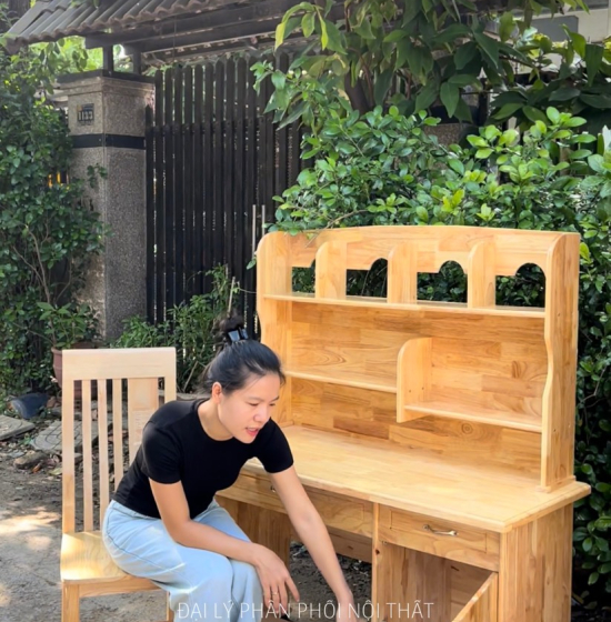 Bộ Bàn Ghế Học Sinh Gỗ Thông Giá Rẻ Kèm Kệ Sách 