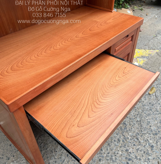 Bàn Ghế Học Sinh Gỗ Xoan Đào Cao Cấp 1m Kèm Kệ Sách BH 24.2