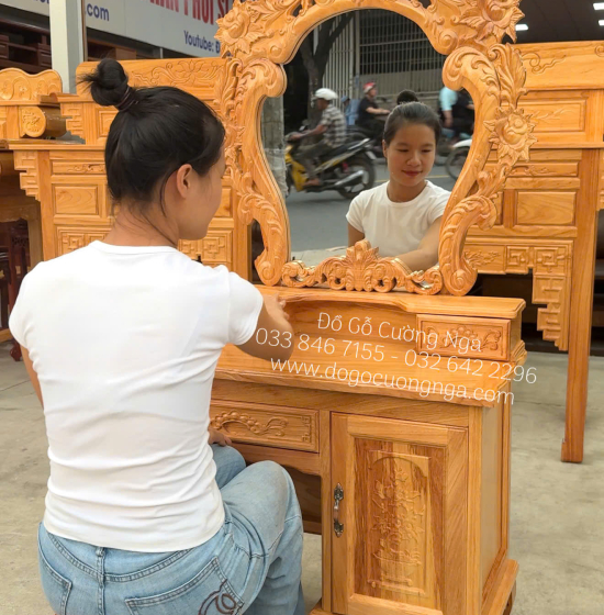 Bàn Trang Điểm Gỗ Gõ Đỏ Tân Cổ Điển 80cm - Mã 01